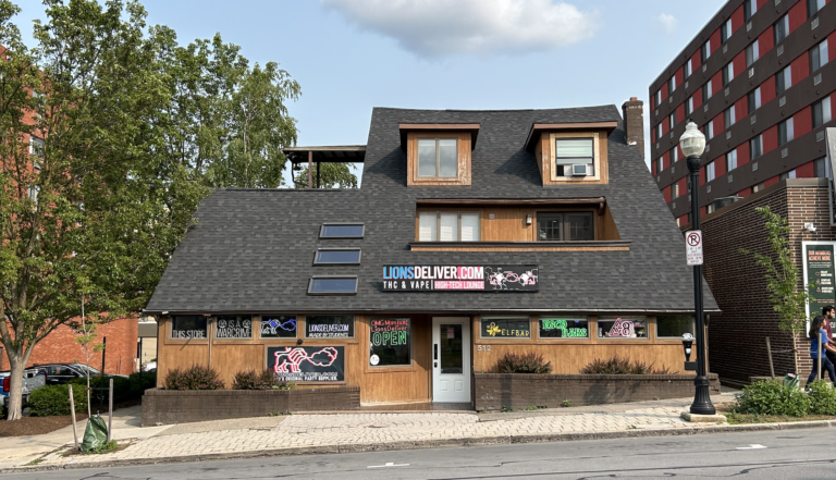 LIONSDELIVER Smoke Shop To Open Second Location On Beaver Avenue | Onward  State