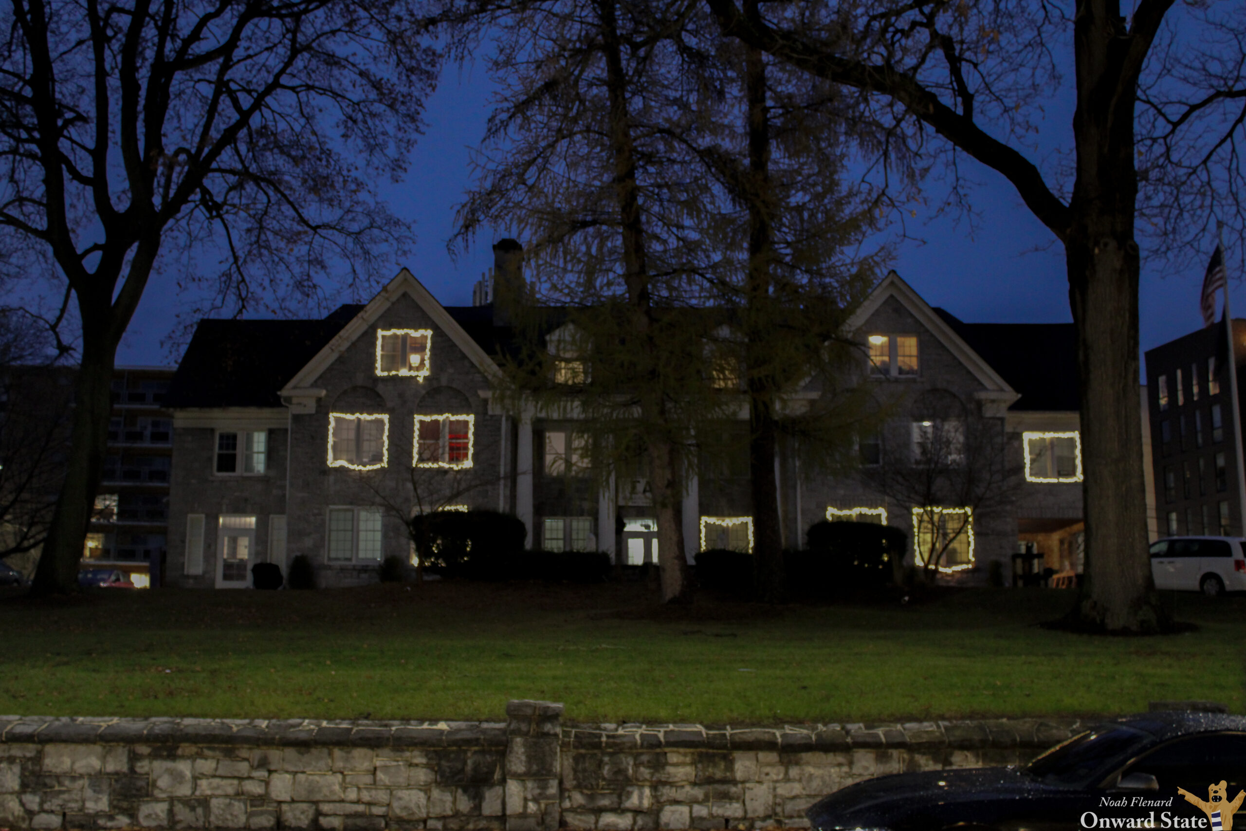 SAE Frat Christmas Lights 2024