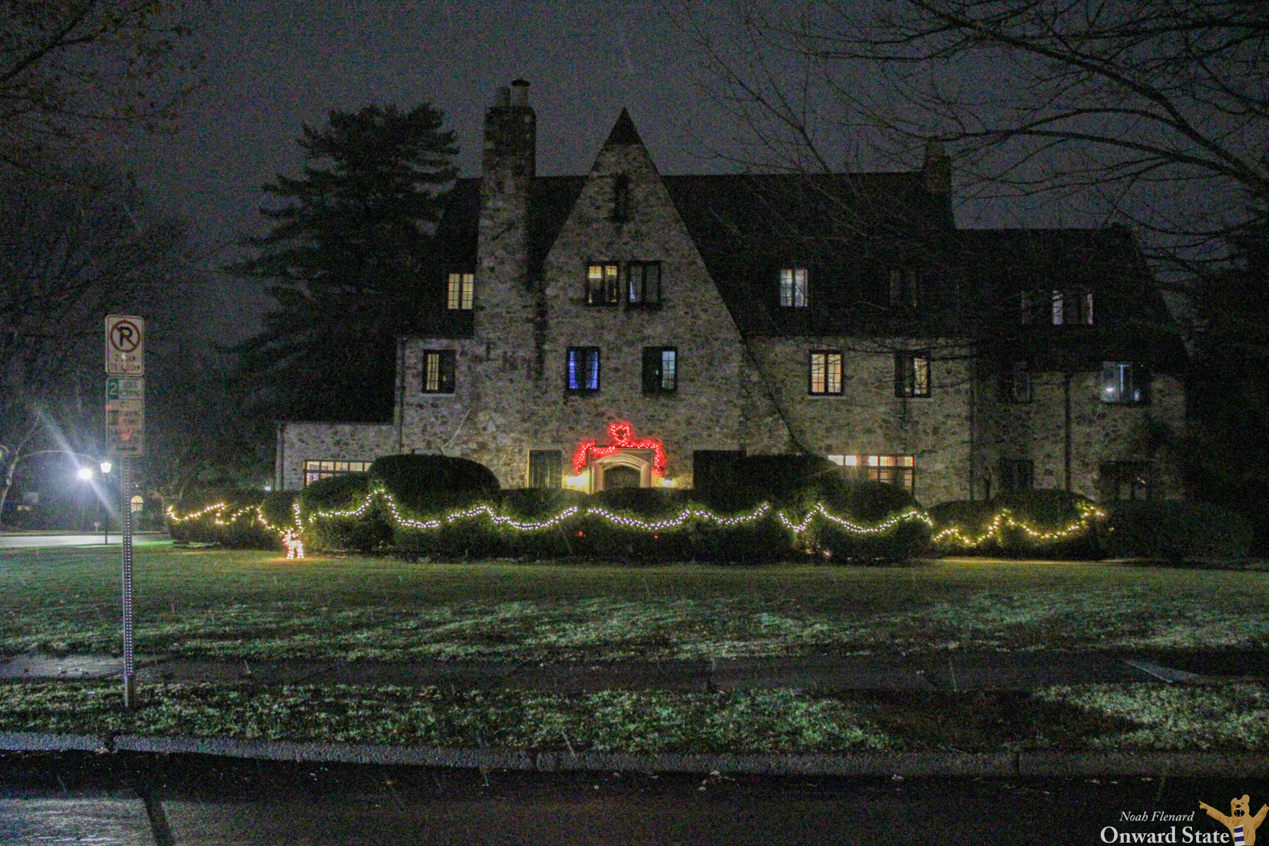 TKE Frat Christmas Lights 2024